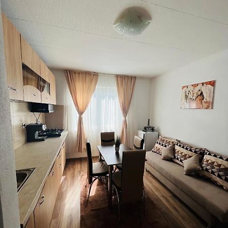 شقة Apartament Yasmy Orşova المظهر الخارجي الصورة