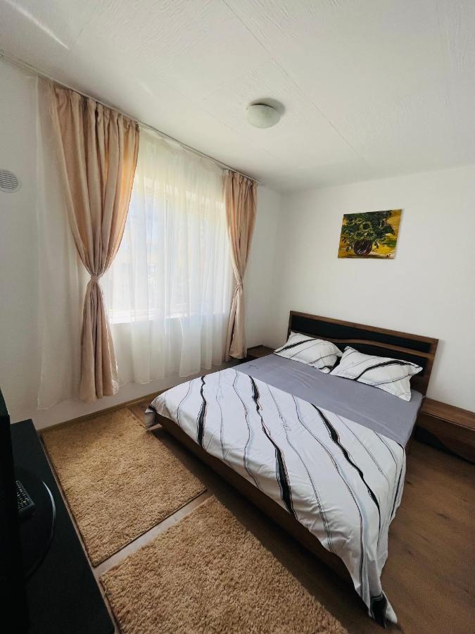 شقة Apartament Yasmy Orşova المظهر الخارجي الصورة
